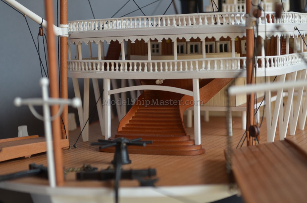 Robert E. Lee model boat
